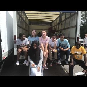 Meet your Posher, Samantha